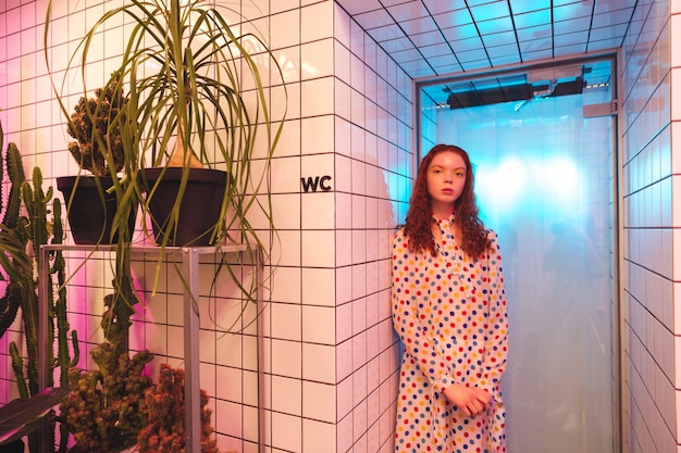 Jak Nowoczesne Projekty Wnętrz Łączą Estetykę z Funkcjonalnością w Przestrzeniach Miejskich